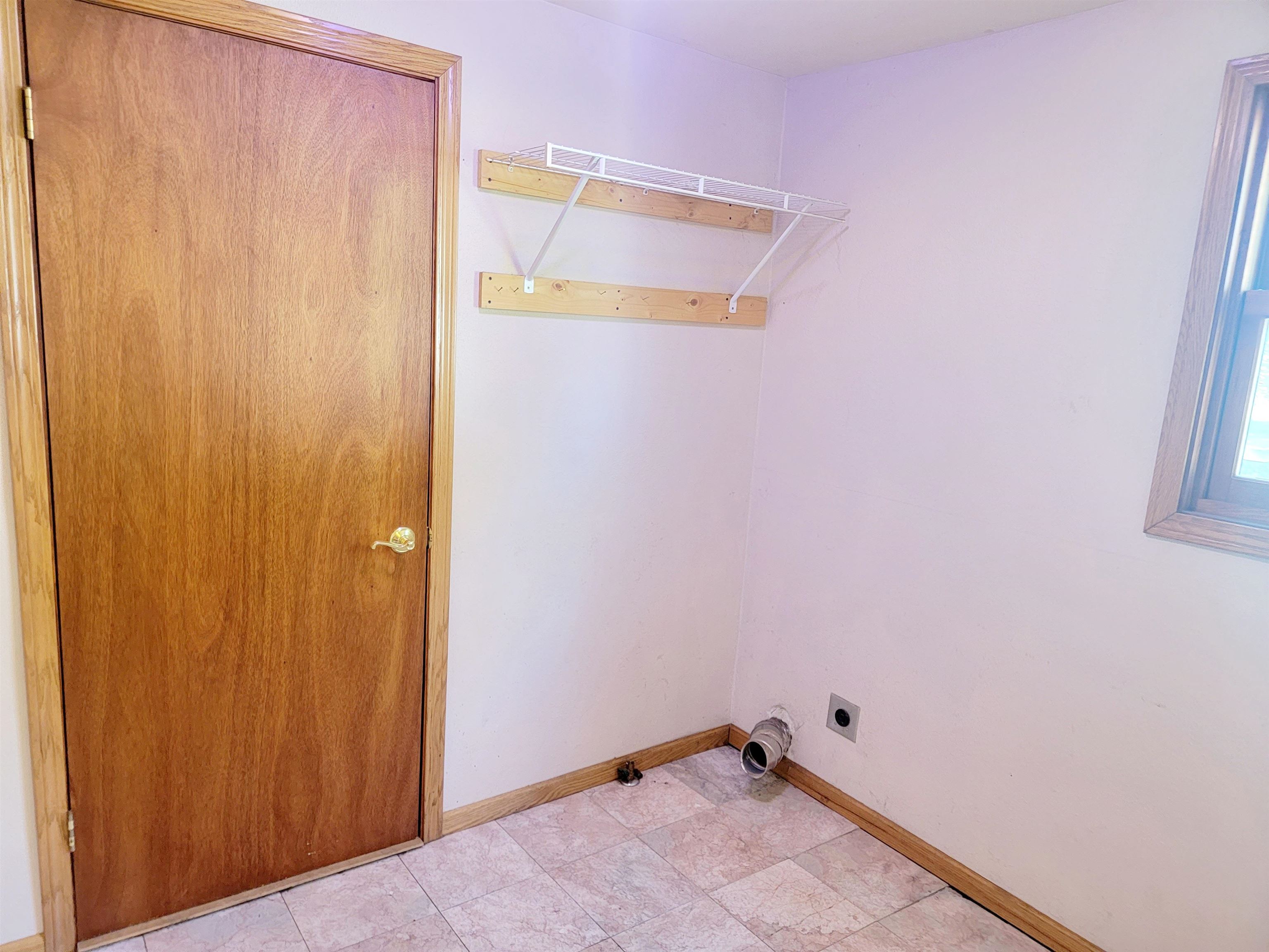 8014 South Creek Road Beloit, WI 53511 - Photo 25 of 39