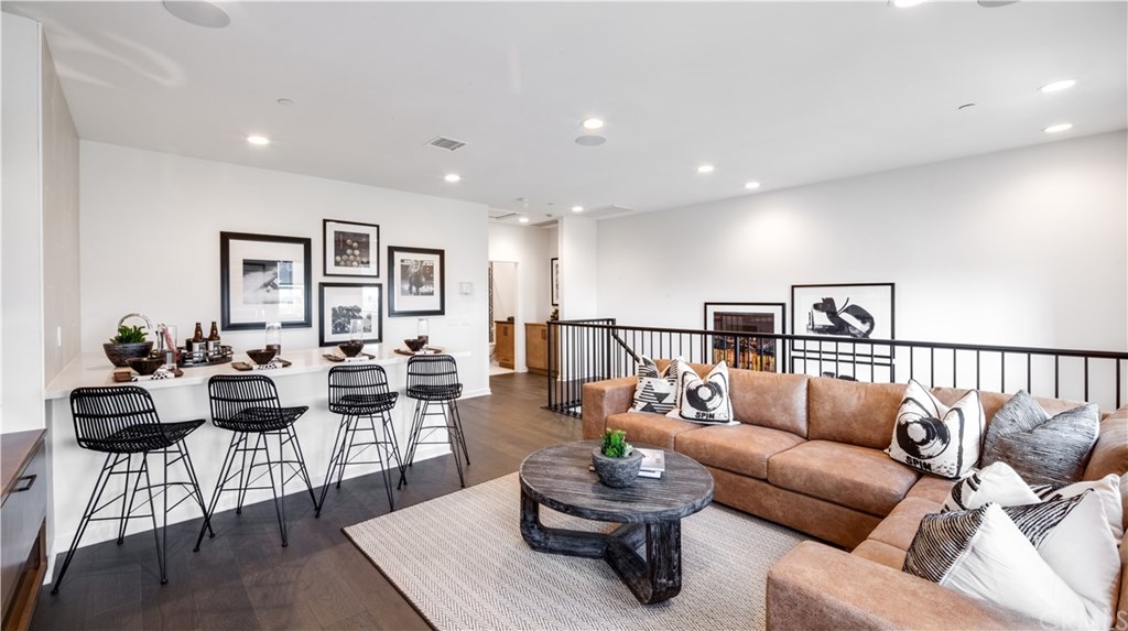 165 Alder Ridge Lake Forest, CA 92610 - Photo 6 of 12