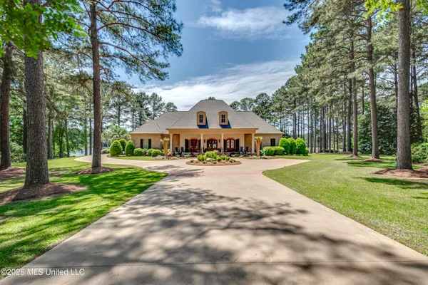 $1,695,000 | 121 Johnstone Drive, Madison, MS 39110