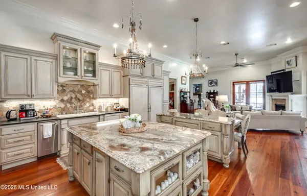 $1,695,000 | 121 Johnstone Drive, Madison, MS 39110