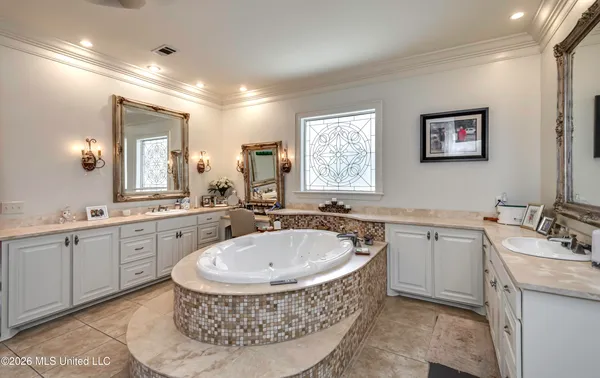 $1,695,000 | 121 Johnstone Drive, Madison, MS 39110