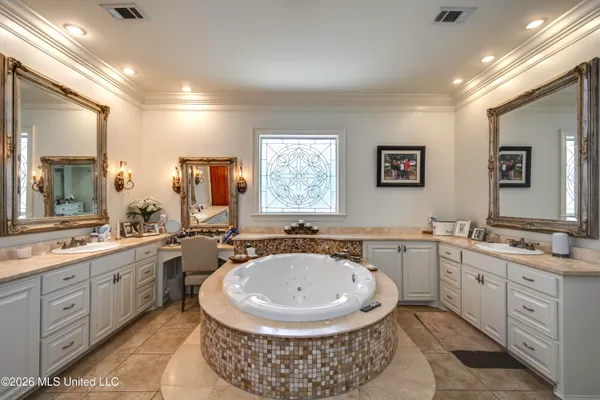 $1,695,000 | 121 Johnstone Drive, Madison, MS 39110