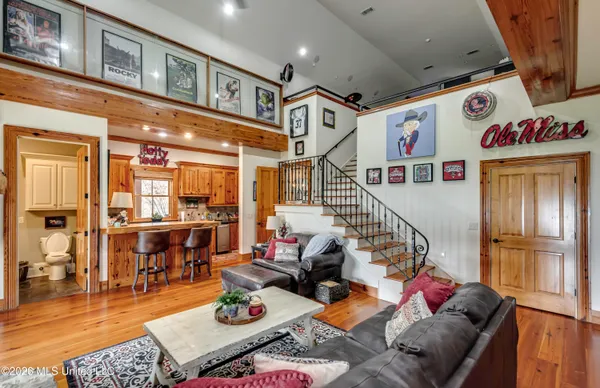 $1,695,000 | 121 Johnstone Drive, Madison, MS 39110