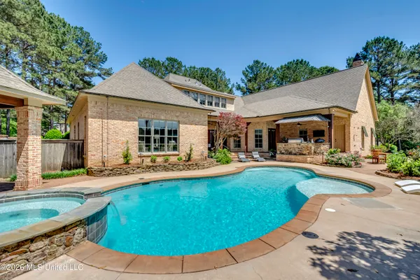 $1,695,000 | 121 Johnstone Drive, Madison, MS 39110