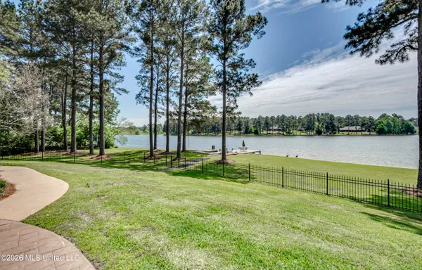 $1,695,000 | 121 Johnstone Drive, Madison, MS 39110
