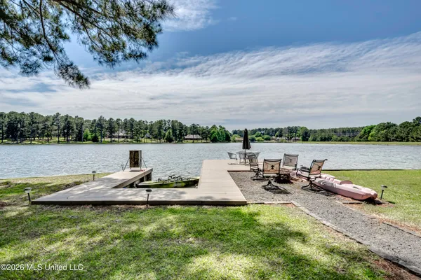 $1,695,000 | 121 Johnstone Drive, Madison, MS 39110