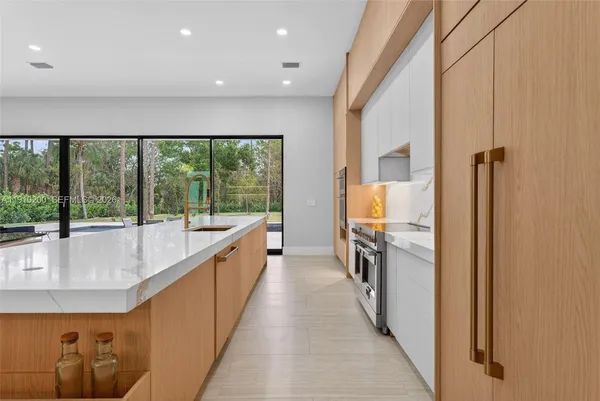 $5,650,000 | 6602 Northwest 62nd Terrace, Parkland, FL 33067