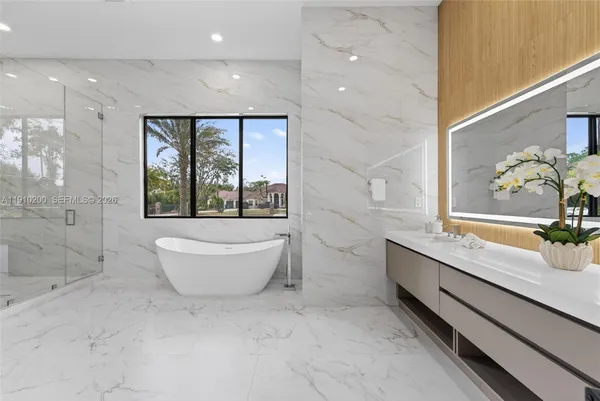 $5,650,000 | 6602 Northwest 62nd Terrace, Parkland, FL 33067