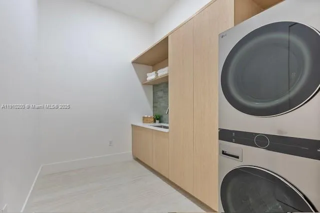 $5,900,000 | 6602 Northwest 62nd Terrace, Parkland, FL 33067