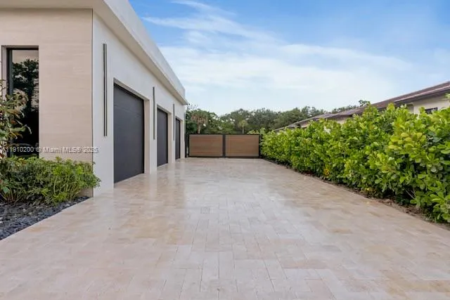 $5,900,000 | 6602 Northwest 62nd Terrace, Parkland, FL 33067