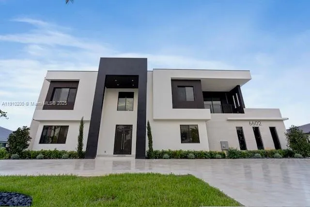 $5,900,000 | 6602 Northwest 62nd Terrace, Parkland, FL 33067