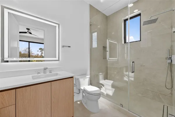 $5,650,000 | 6602 Northwest 62nd Terrace, Parkland, FL 33067