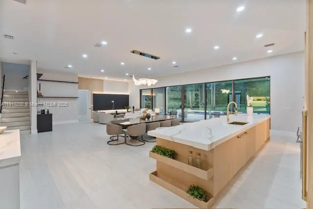 $5,900,000 | 6602 Northwest 62nd Terrace, Parkland, FL 33067