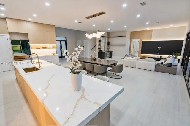 $5,900,000 | 6602 Northwest 62nd Terrace, Parkland, FL 33067