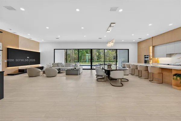 $5,650,000 | 6602 Northwest 62nd Terrace, Parkland, FL 33067
