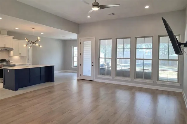 $2,600 | 209 Reserve Drive, Lake Charles, LA 70611