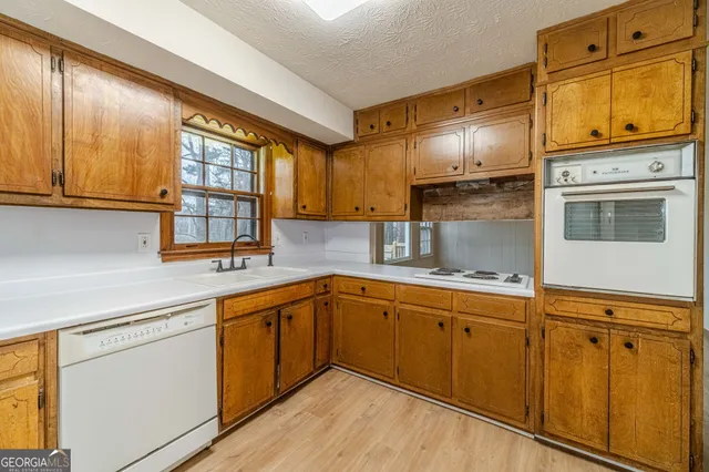 $2,100 | 1678 Pounds Road Southwest, Stone Mountain, GA 30087