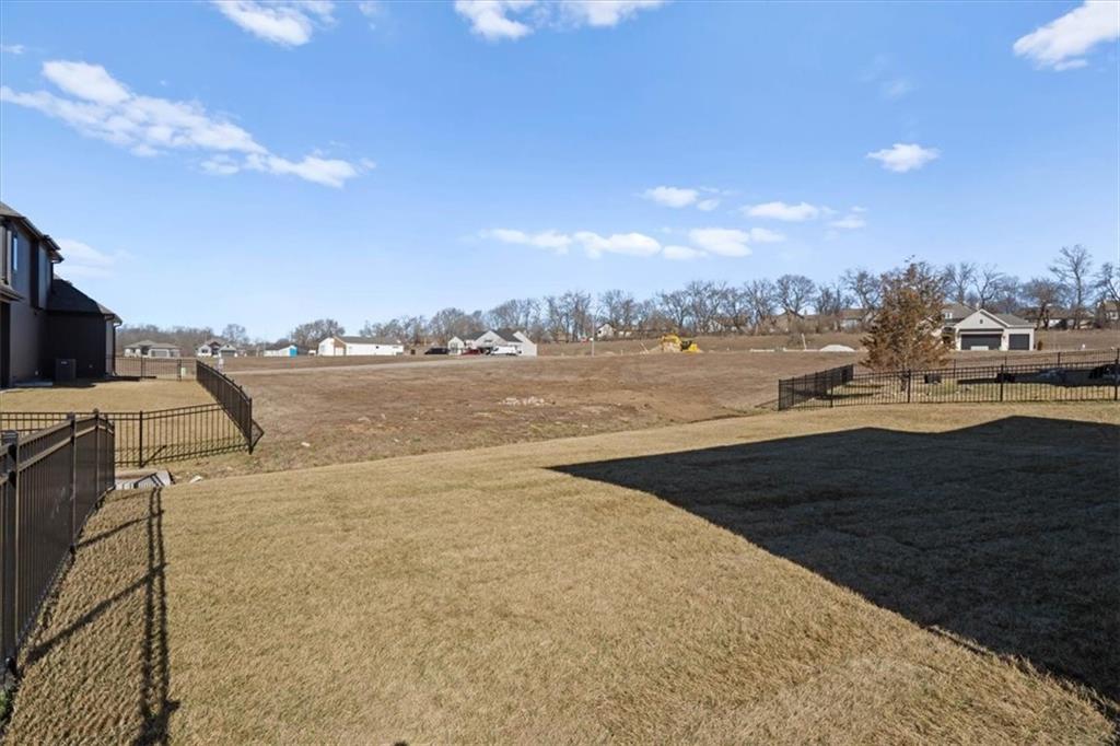 2606 Southwest Farm Fld Road Lee's Summit, MO 64082 - Photo 27 of 28