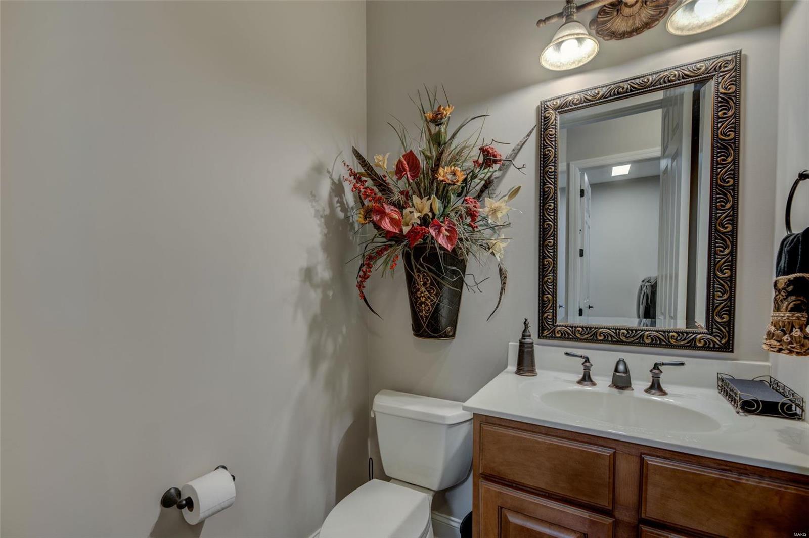 16291 Upper Chesterfield Ridge Chesterfield, MO 63017 - Photo 15 of 32 Gallery Image 15