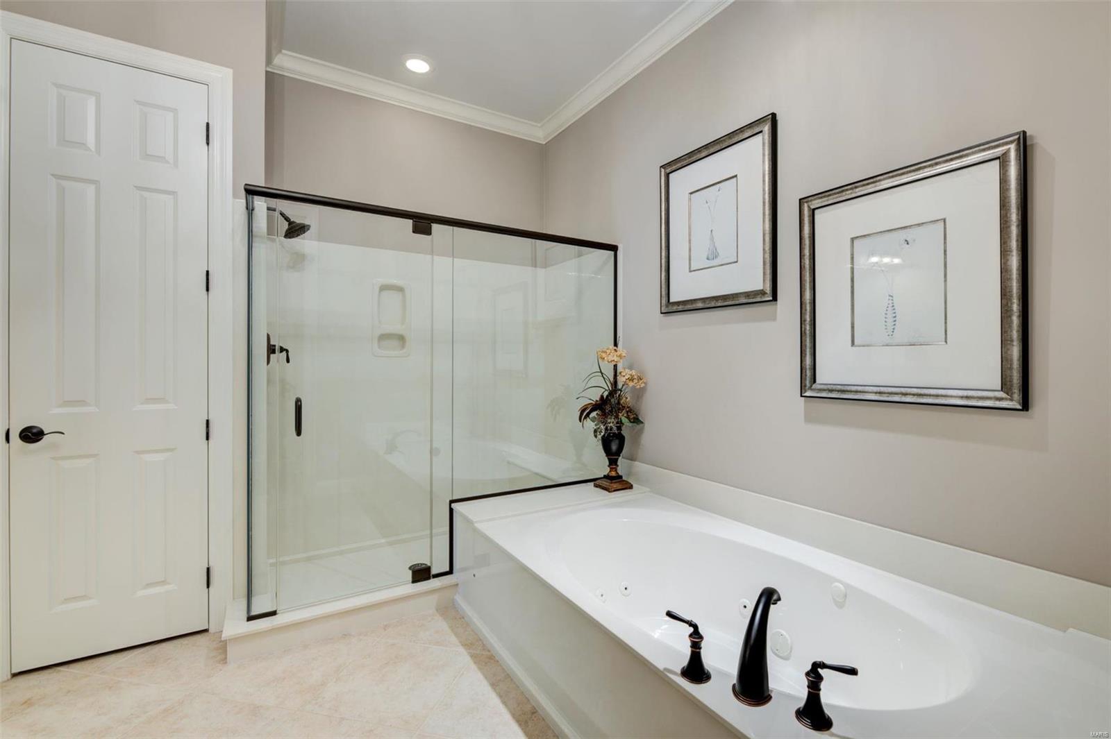 16291 Upper Chesterfield Ridge Chesterfield, MO 63017 - Photo 19 of 32 Gallery Image 19