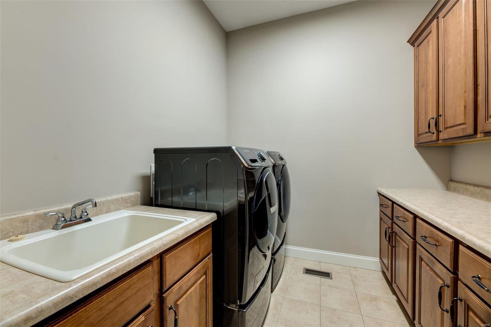 16291 Upper Chesterfield Ridge Chesterfield, MO 63017 - Photo 20 of 32 Gallery Image 20