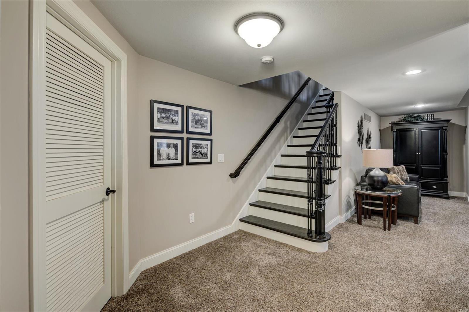 16291 Upper Chesterfield Ridge Chesterfield, MO 63017 - Photo 21 of 32 Gallery Image 21