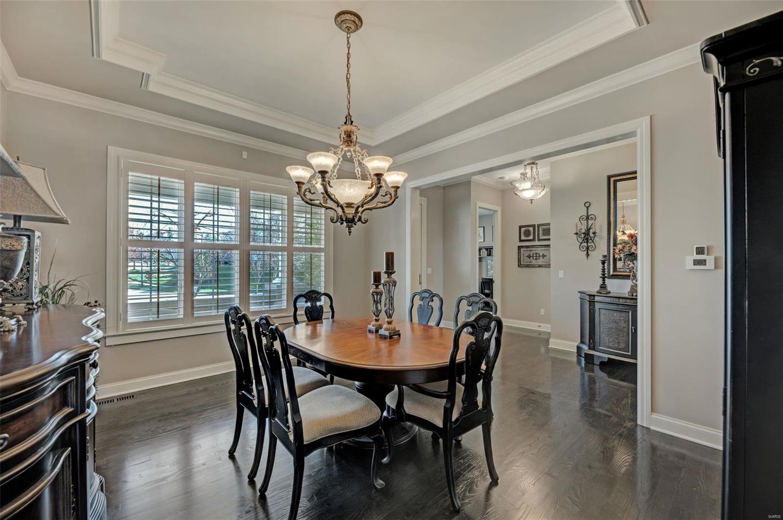 16291 Upper Chesterfield Ridge Chesterfield, MO 63017 - Photo 5 of 32 Gallery Image 5