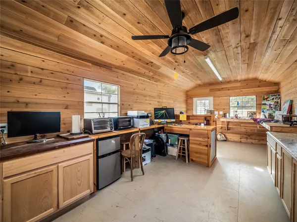 $1,249,990 | 414 Walnut Creek Road, Bastrop, TX 78602