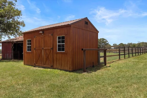 $1,249,990 | 414 Walnut Creek Road, Bastrop, TX 78602