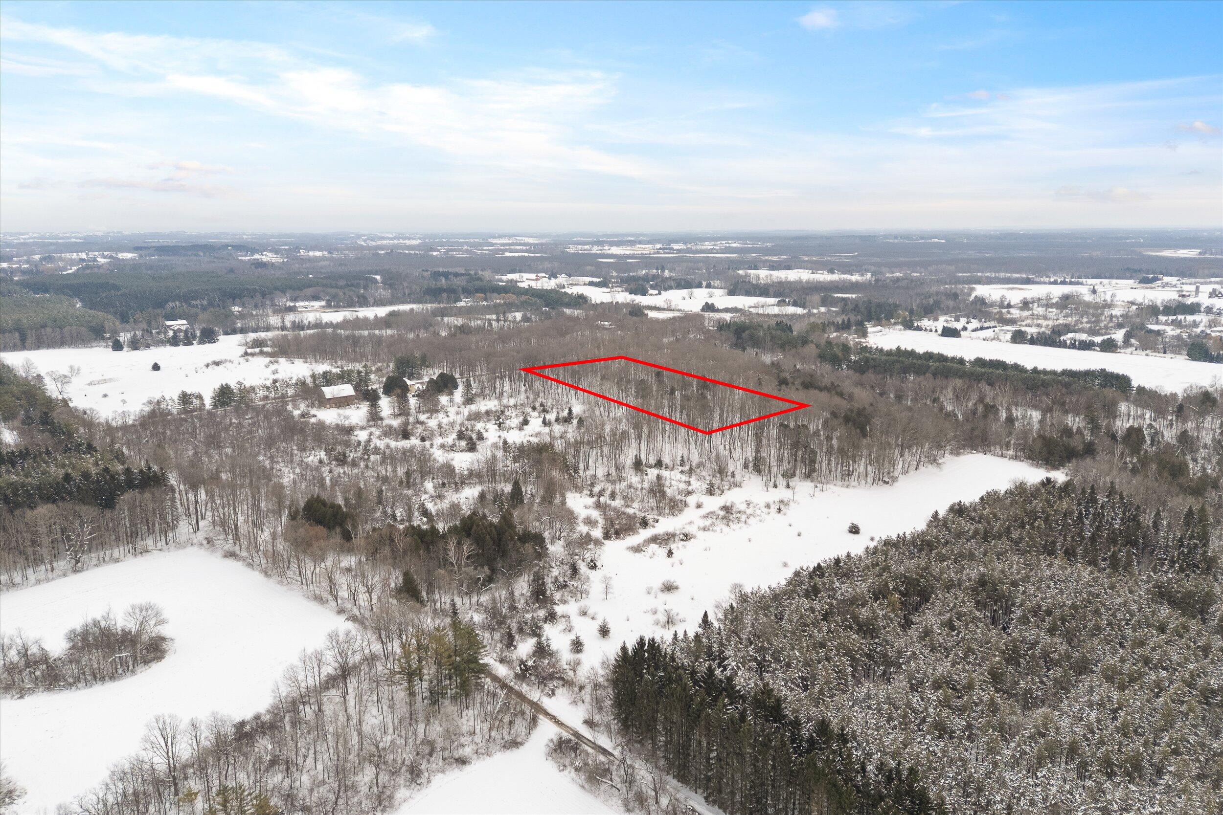 Lt1 Blue Goose Road West Bend, WI 53095 - Photo 3 of 13 05-Middle Coast-5