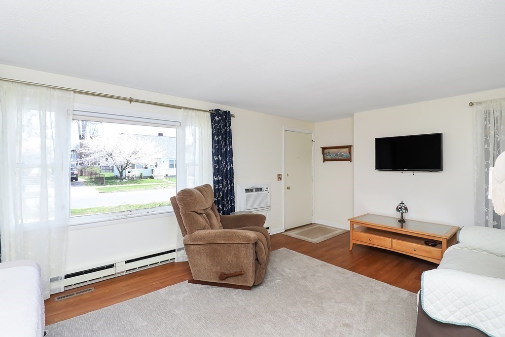 78-80 Windemere Street Springfield, MA 01104 - Photo 26 of 38
