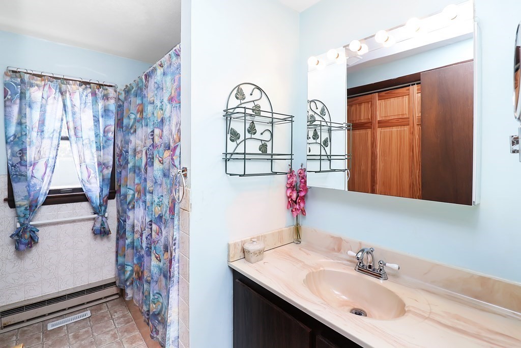 78-80 Windemere Street Springfield, MA 01104 - Photo 32 of 38