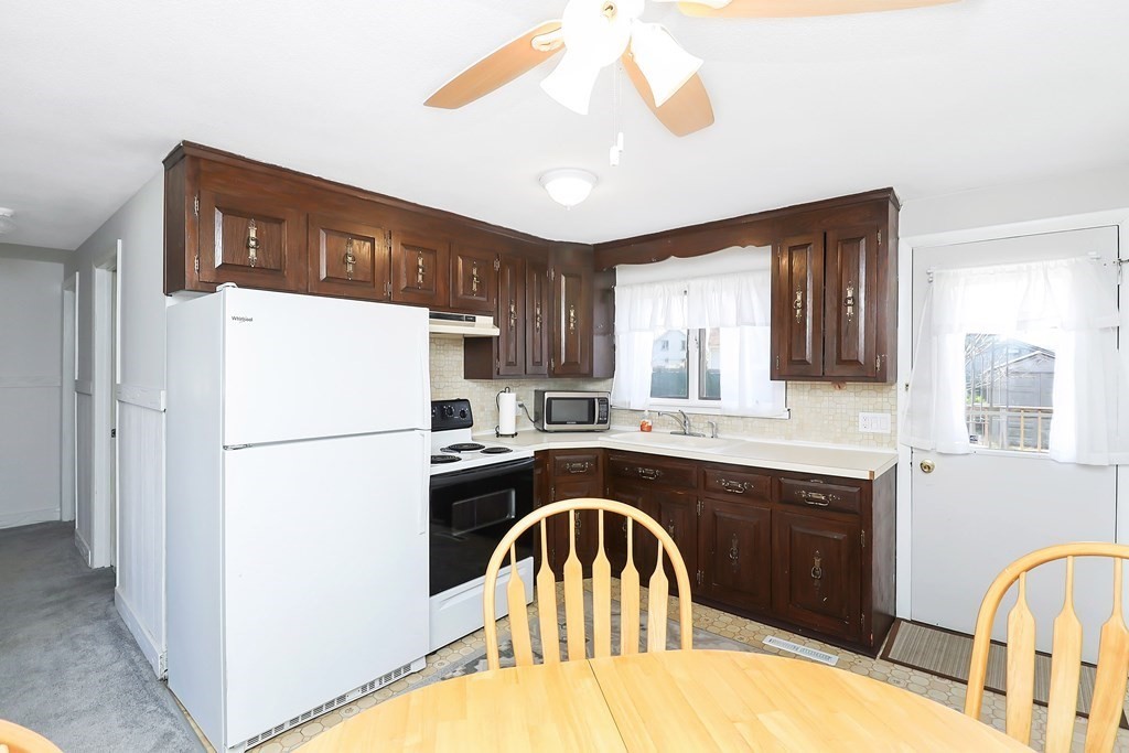 78-80 Windemere Street Springfield, MA 01104 - Photo 4 of 38