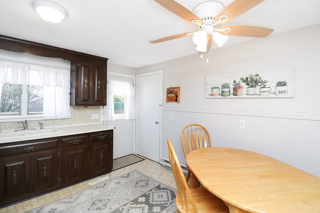 78-80 Windemere Street Springfield, MA 01104 - Photo 8 of 38