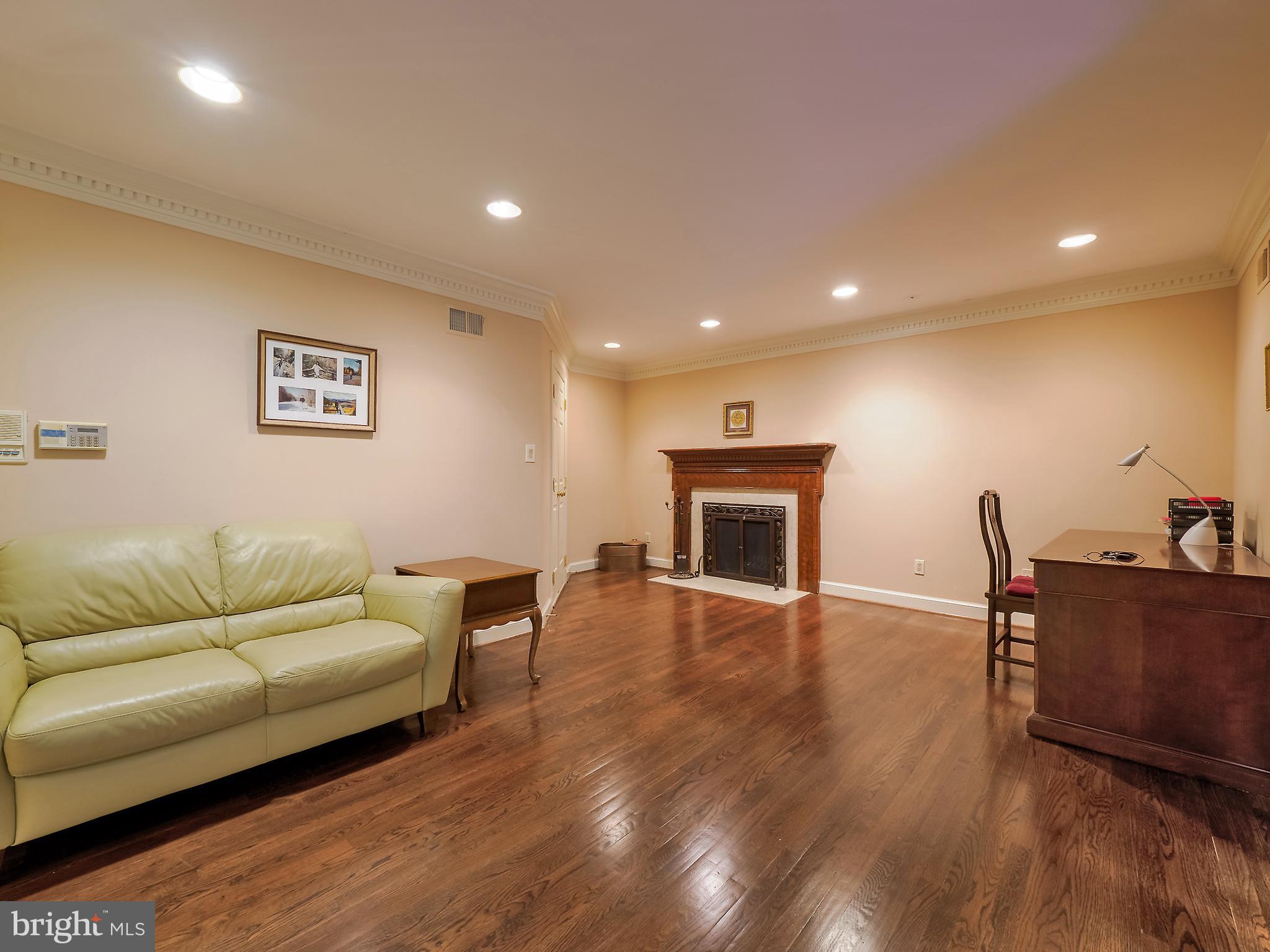 6513 Kenhill Road Bethesda, MD 20817 - Photo 36 of 59