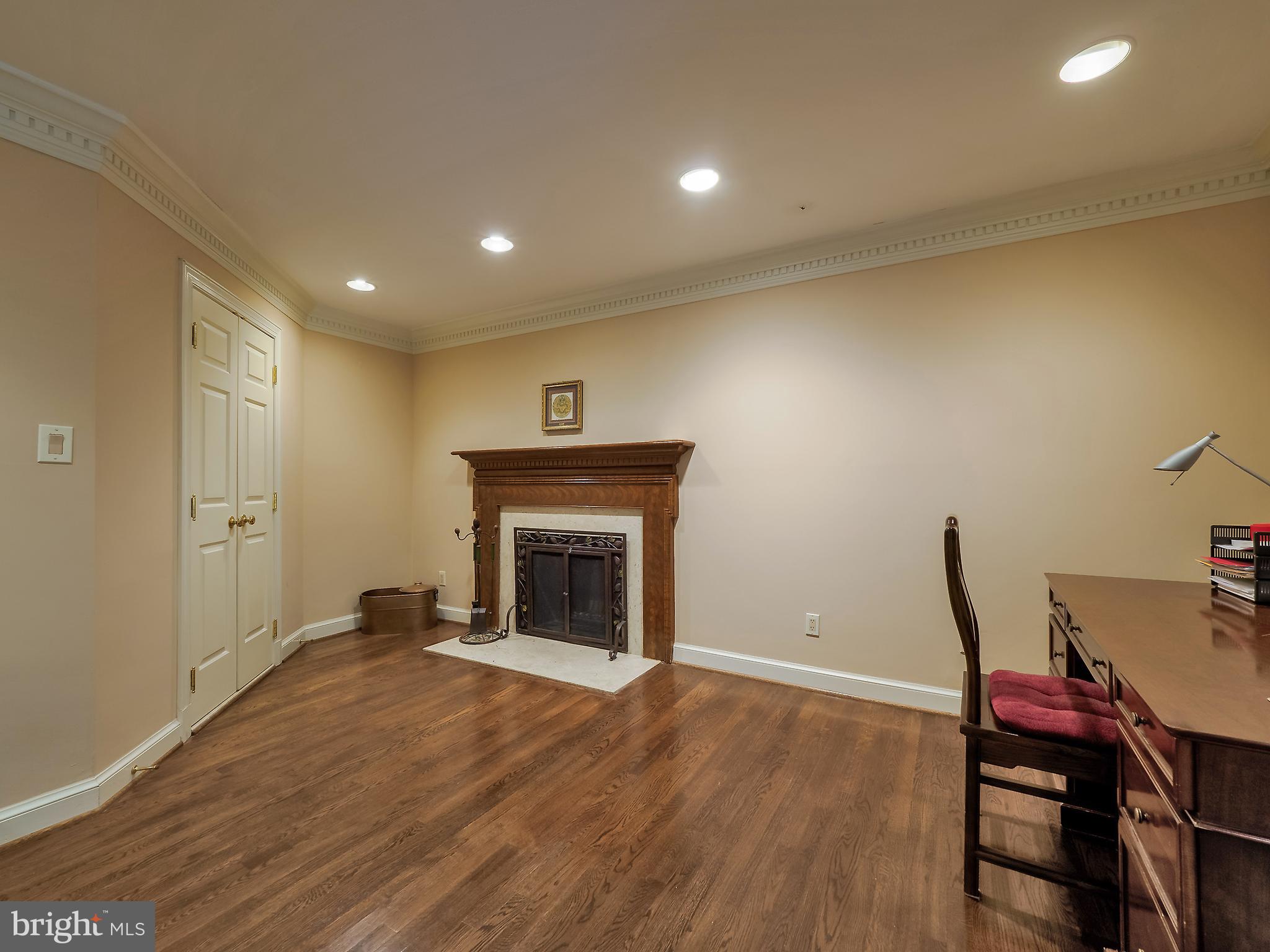 6513 Kenhill Road Bethesda, MD 20817 - Photo 38 of 59