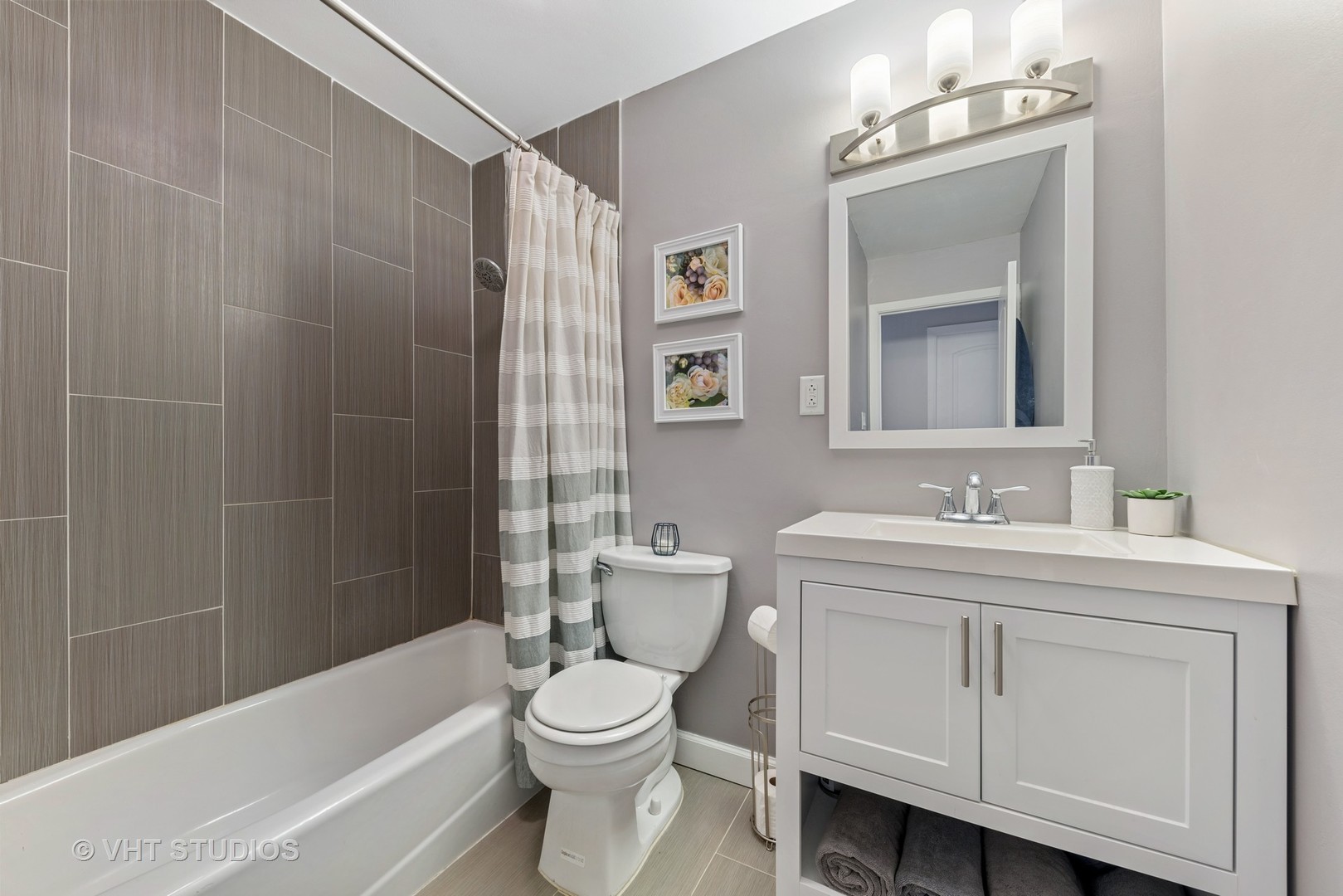 115 Stonegate Road Buffalo Grove, IL 60089 - Photo 12 of 13