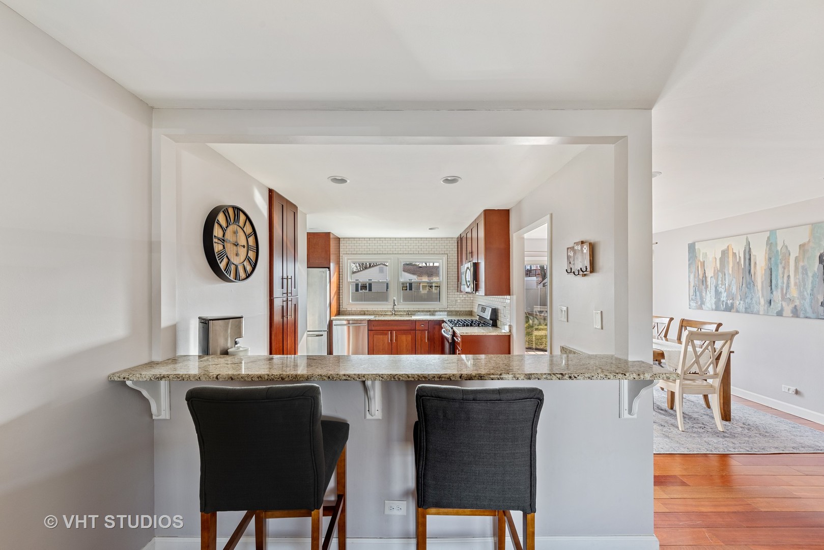 115 Stonegate Road Buffalo Grove, IL 60089 - Photo 7 of 13