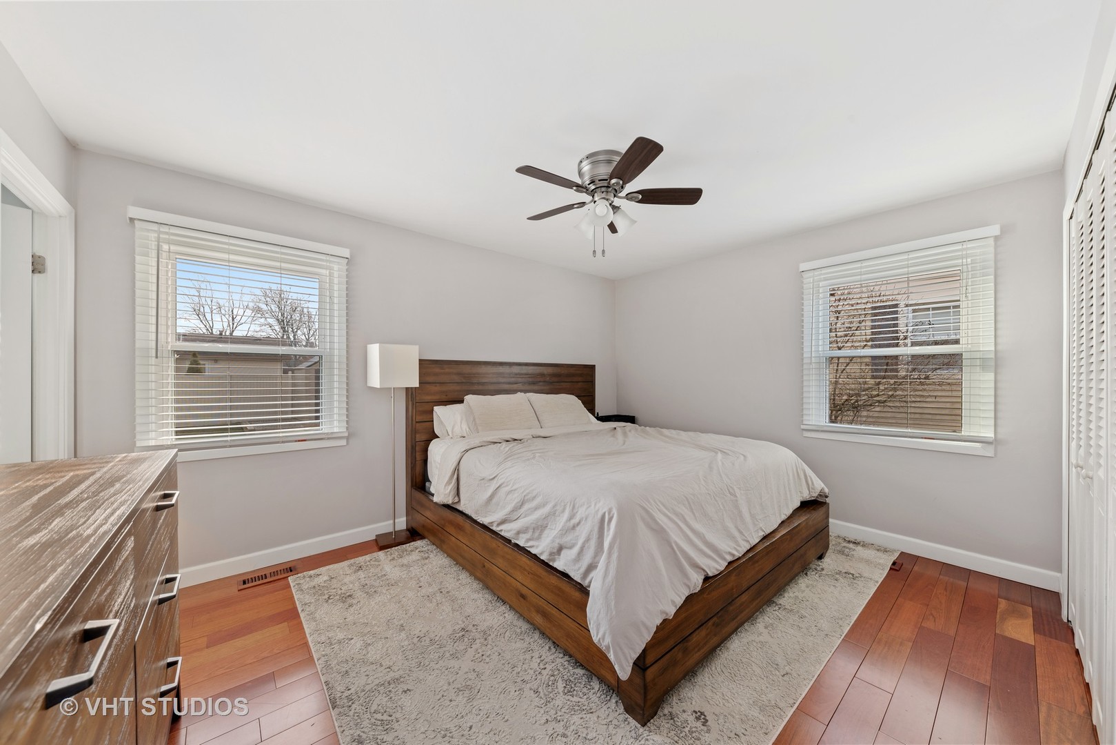 115 Stonegate Road Buffalo Grove, IL 60089 - Photo 8 of 13