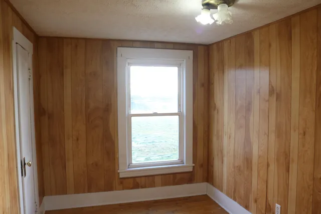 $2,400 | 2596 Highgate Road, Swanton, VT 05478