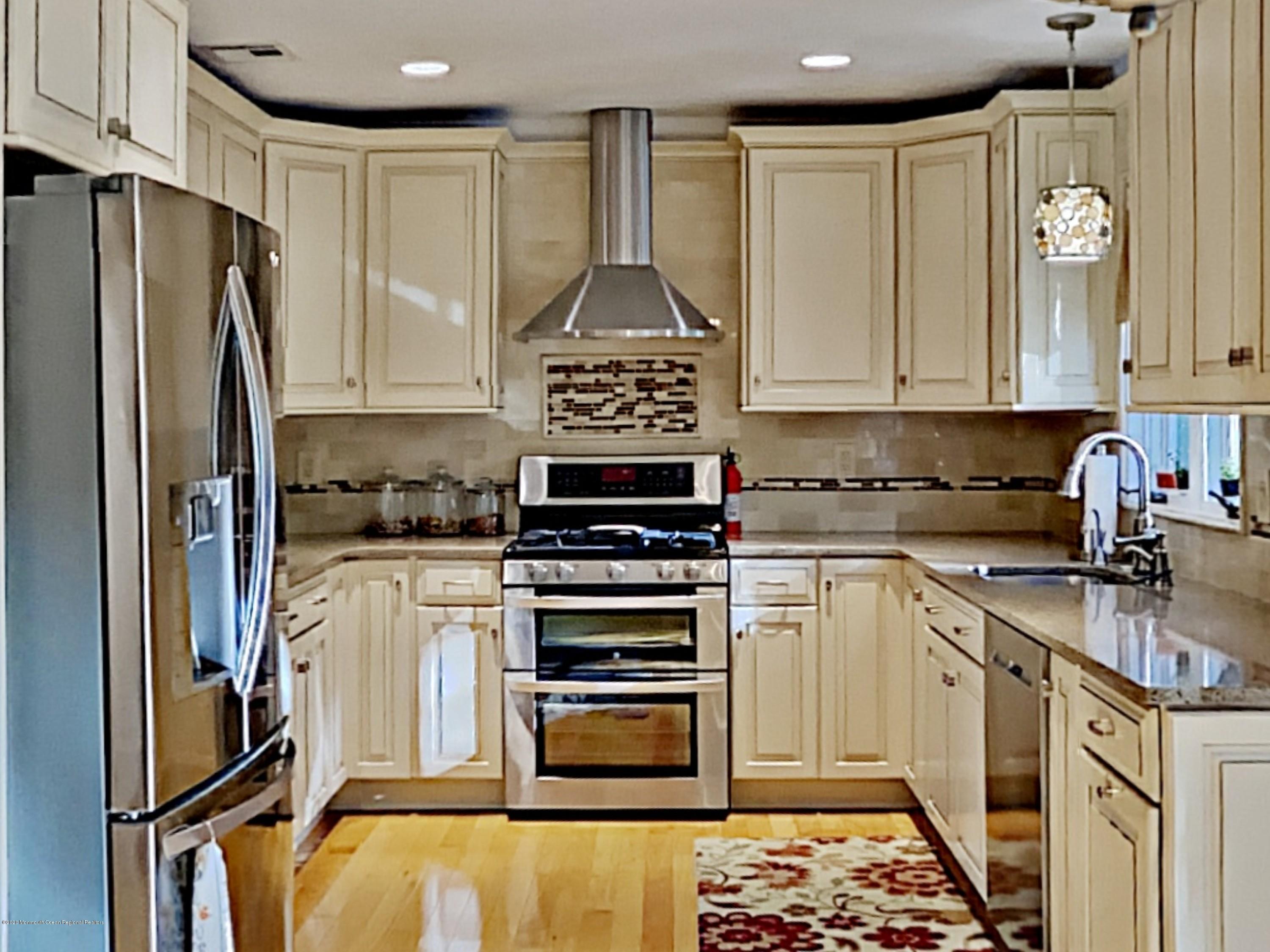 935 Hyson Road Jackson, NJ 08527 - Photo 11 of 39 59_Image_taIe6zlzpm