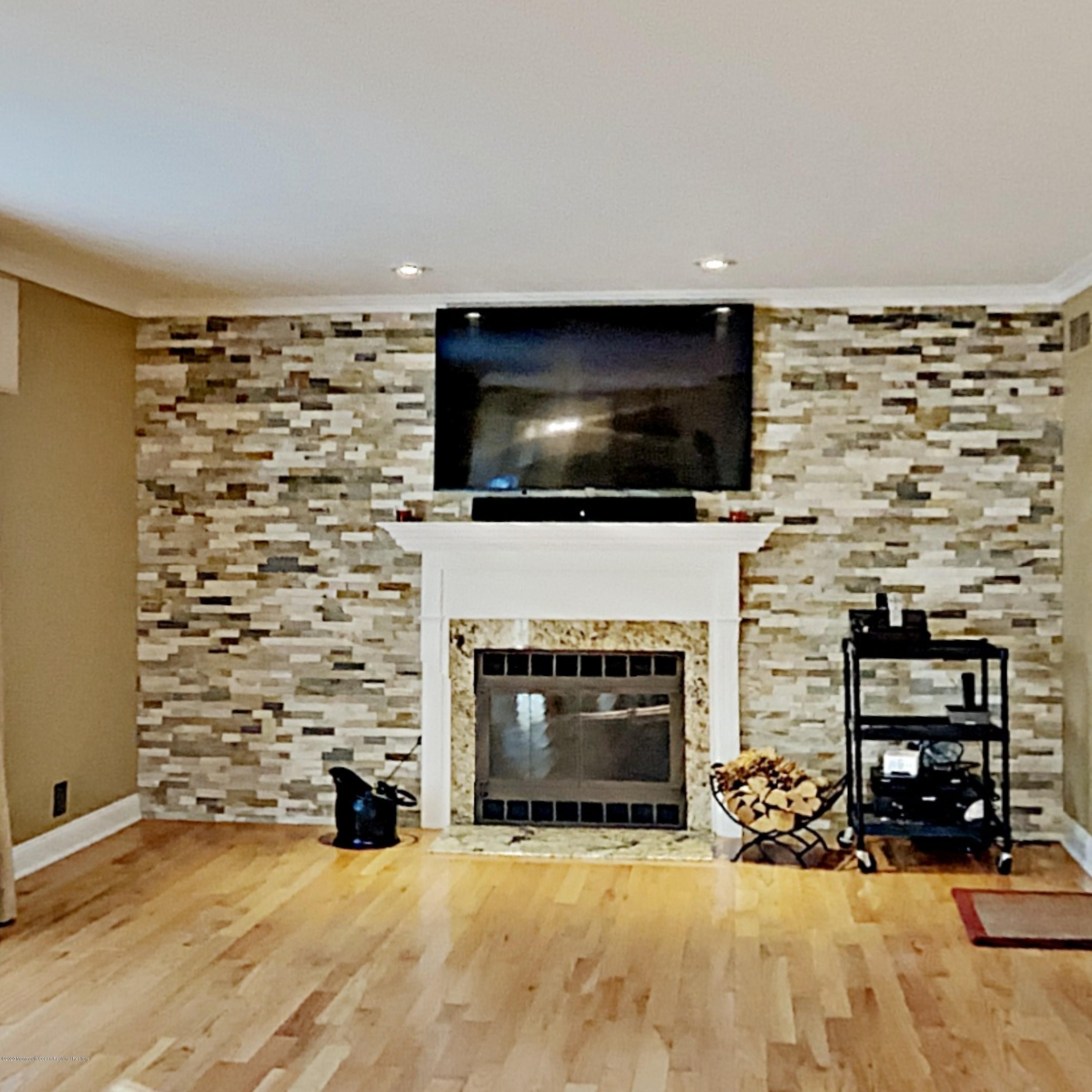 935 Hyson Road Jackson, NJ 08527 - Photo 15 of 39 63_Image_4JQnA9VqDM