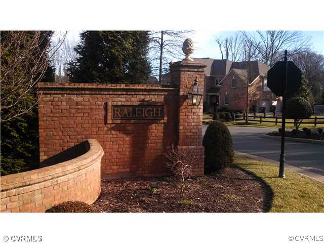 520 Raleigh Manor Road Henrico, VA 23229 - Photo 2 of 4 Gallery Image 2