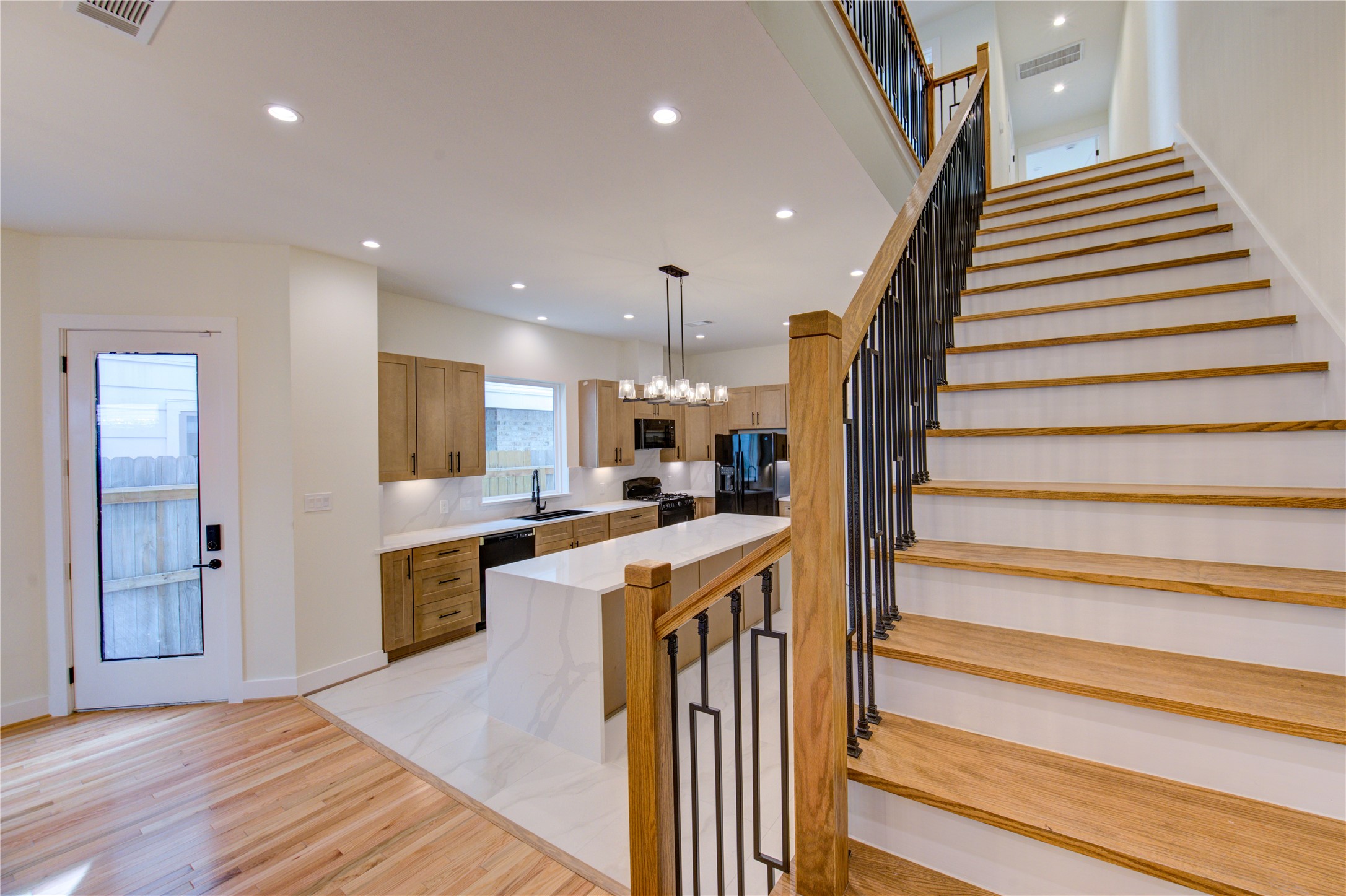 1810 Hazard Street, Unit A Houston, TX 77019 - Photo 29 of 47