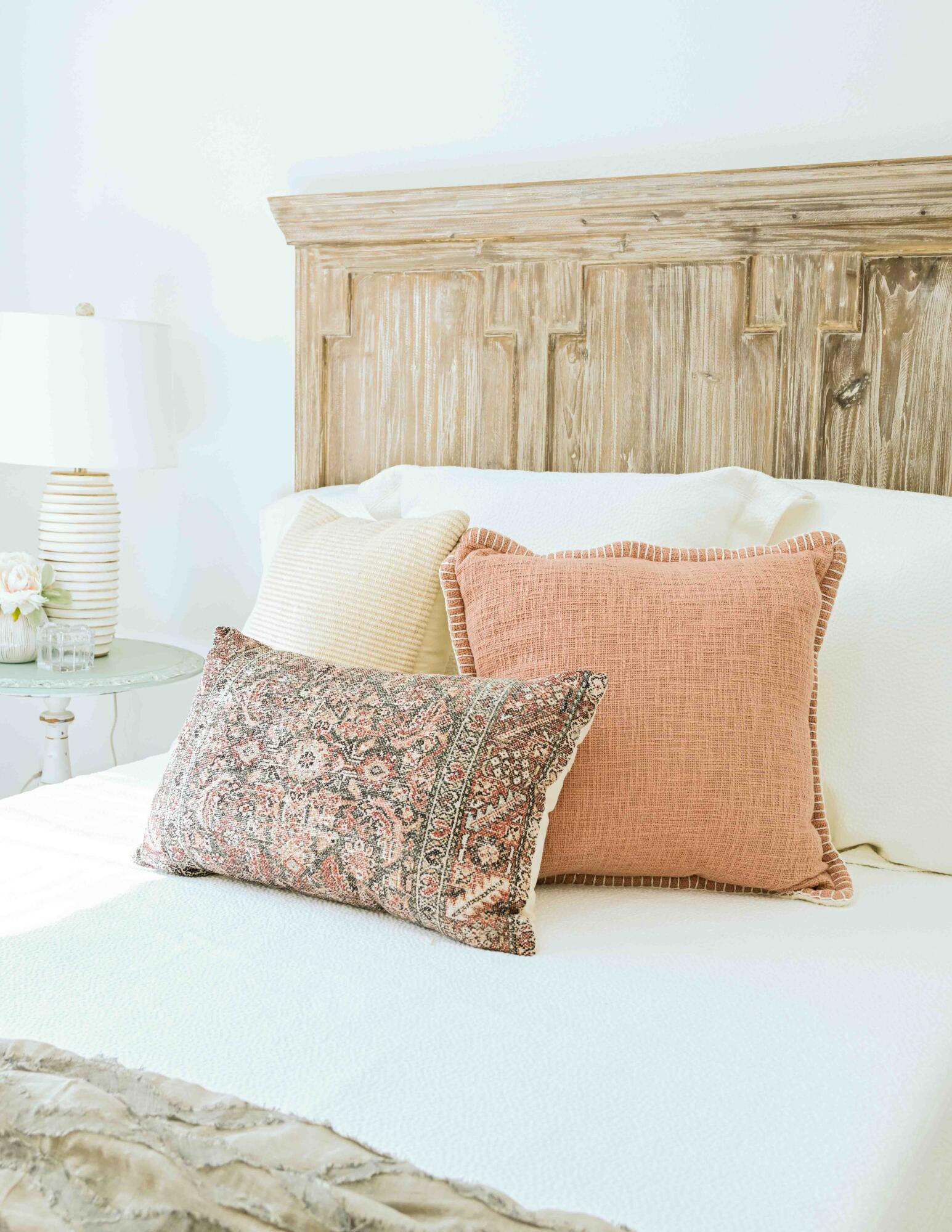 90 Southaven Circle Santa Rosa Beach, FL 32459 - Photo 24 of 29 a bed sitting in a bedroom next to a window