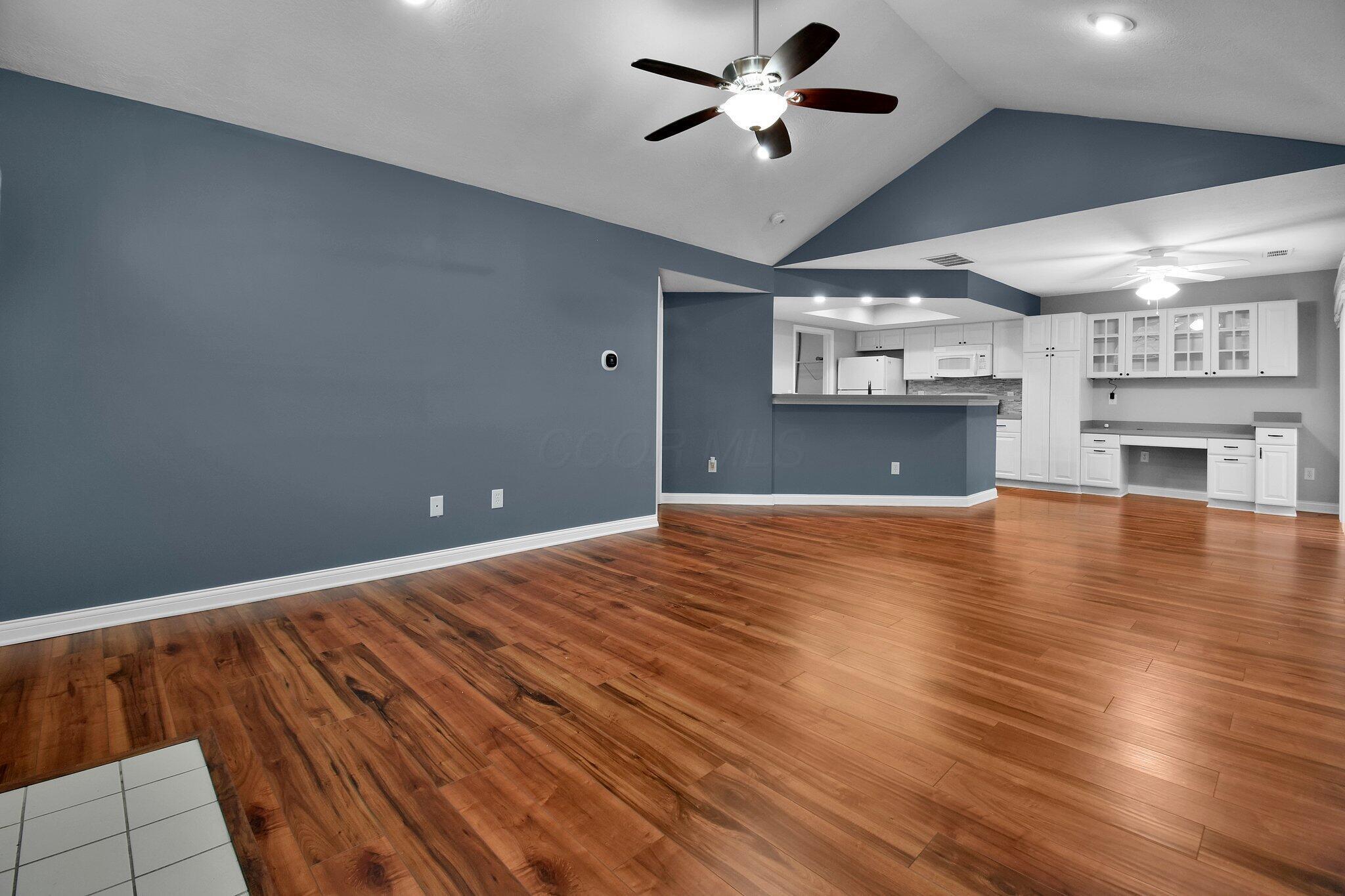 421 Hidden Ravines Drive Powell, OH 43065 - Photo 13 of 37 Great Room