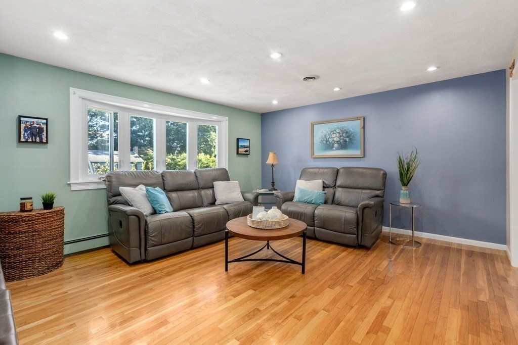 67 Oak Road Canton, MA 02021 - Photo 8 of 33 Gallery Image 8