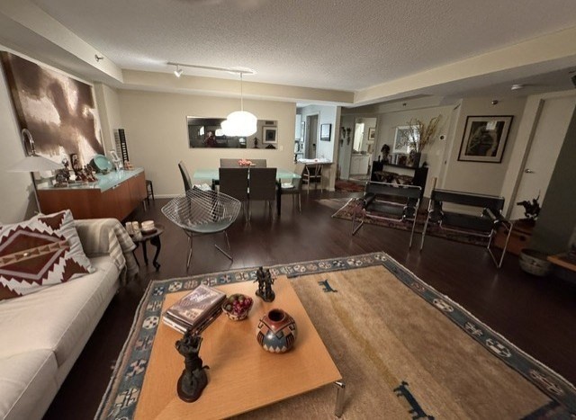 3 Seal Harbor Road, Unit 632 Winthrop, MA 02152 - Photo 5 of 34 a living room with furniture and a wooden floor