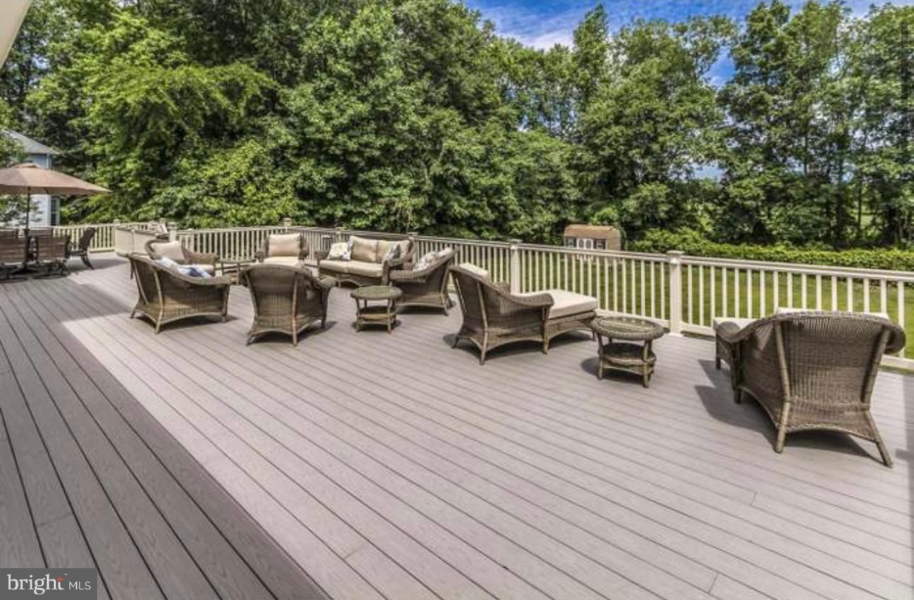 29 South Elmwood Road Marlton, NJ 08053 - Photo 21 of 24 a terrace view with sitting space