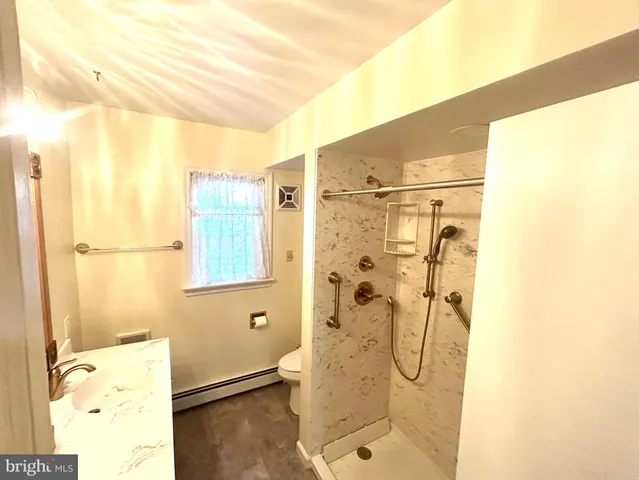 $369,900 | 203 Hillside Terrace, York, PA 17408